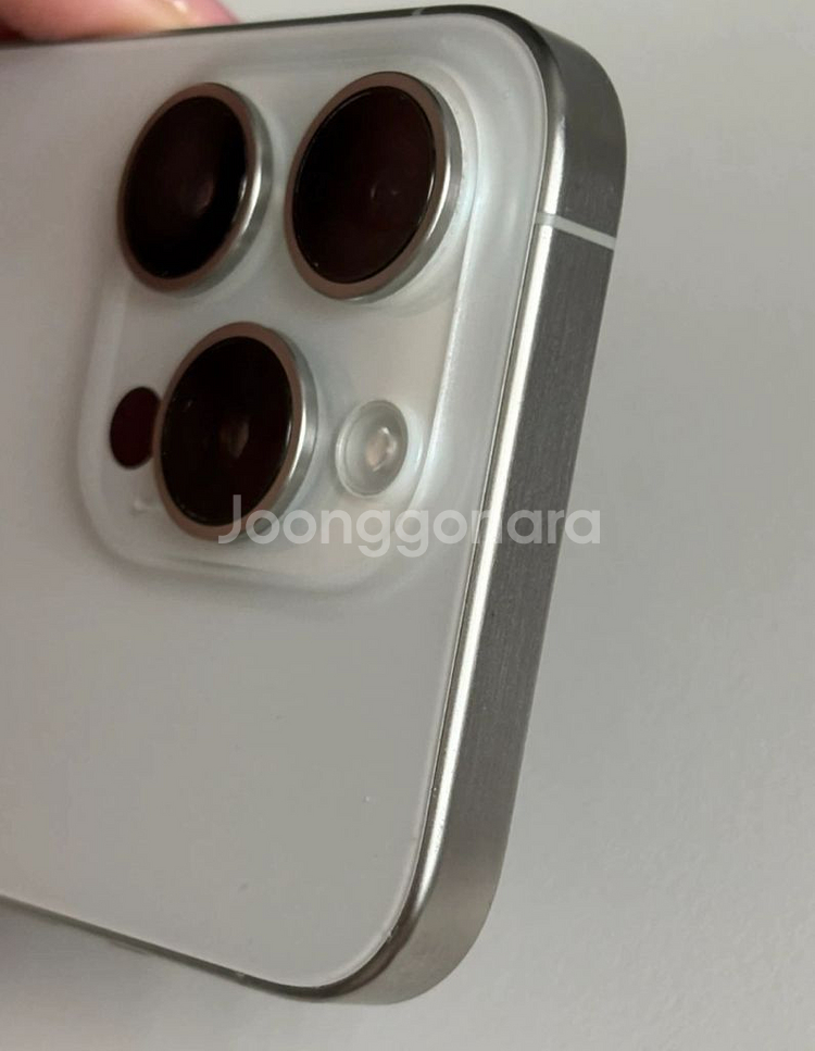 아이폰15프로 화이트 256기가--7