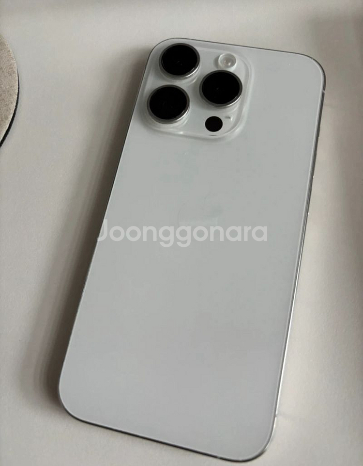 아이폰15프로 화이트 256기가--8