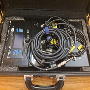 TC Helicon 보이스라이브 어쿠스틱 풋스위치 세트