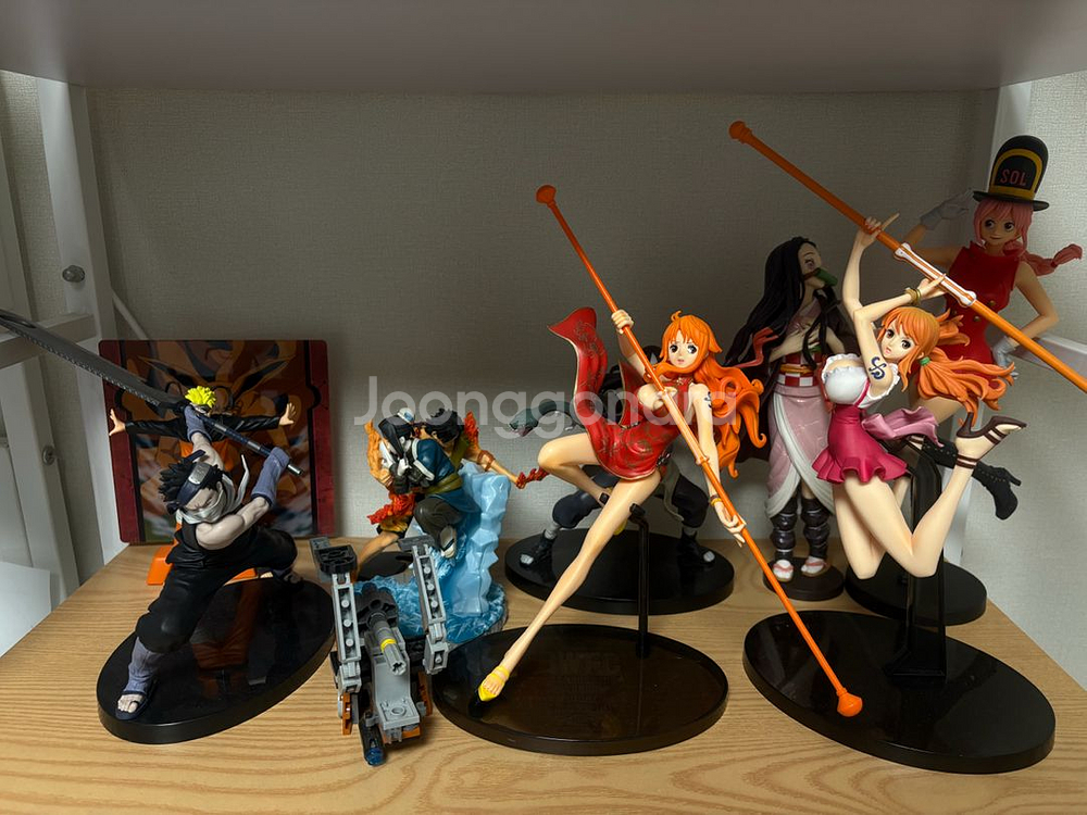 피규어들 싸게 내놓아요--5