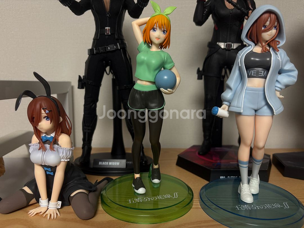 피규어들 싸게 내놓아요--3