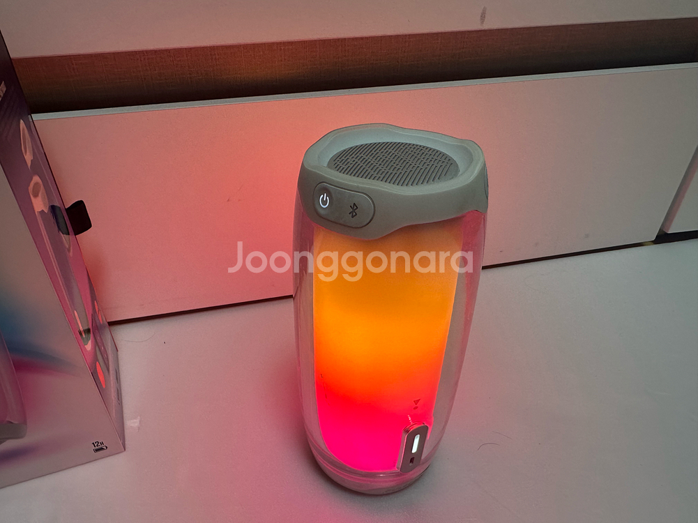 (박스 O)JBL PULSE4 정품 블루투스 스피커 화이트--3