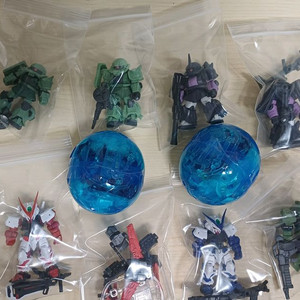 건담앙상블 12종가조립 + 미개봉 7호기2종