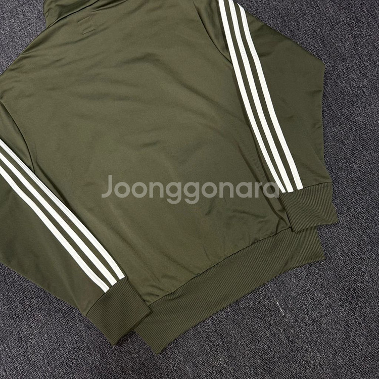 아디다스 파이어버드 카키 져지--6