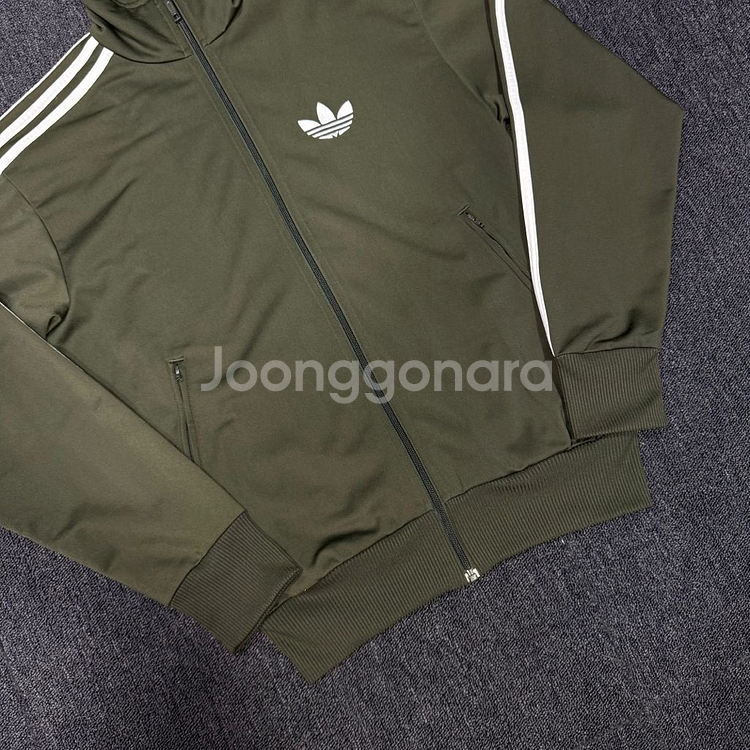 아디다스 파이어버드 카키 져지--2