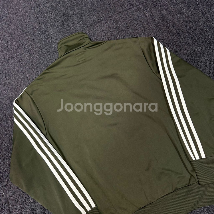 아디다스 파이어버드 카키 져지--5