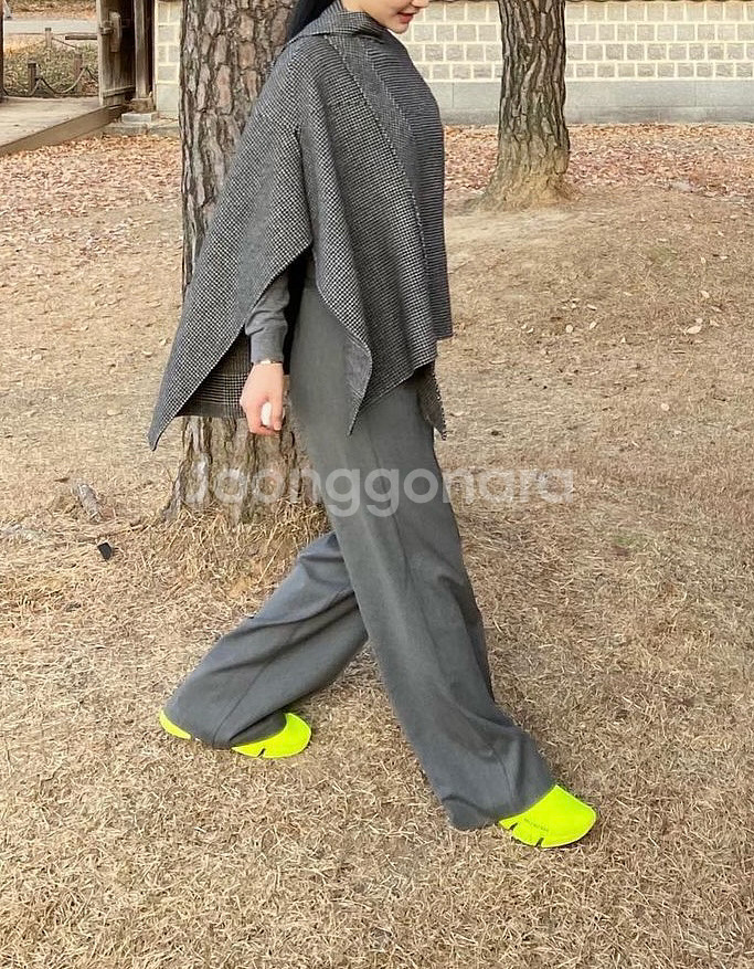 핸드메이드울 체크 케이프코트--2