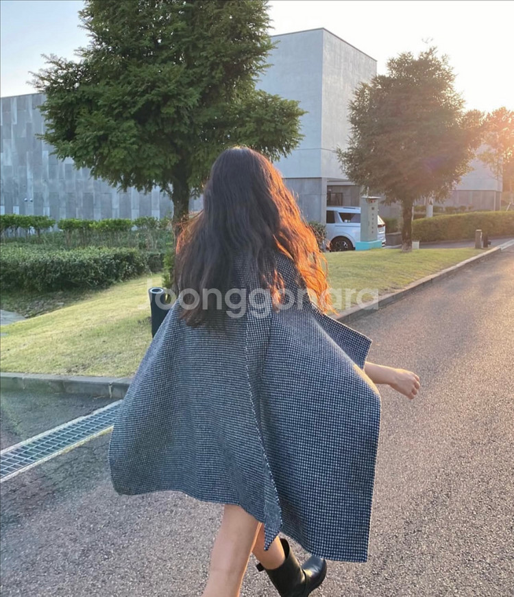 핸드메이드울 체크 케이프코트--5