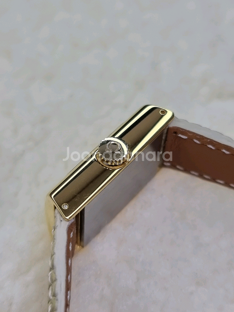 오메가 드빌 빈티지 체크 샴페인 다이얼 수동 여성시계--4