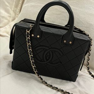 샤넬 블랙 퀄팅 시즌백