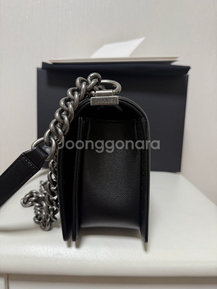 샤넬 보이백 미듐(내장칩/은장)--5