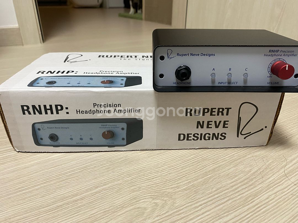 rnhp neve 헤드폰 앰프 팝니다--0