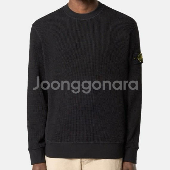 스톤아일랜드 맨투맨 새상품--1