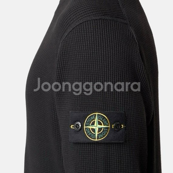 스톤아일랜드 맨투맨 새상품--2