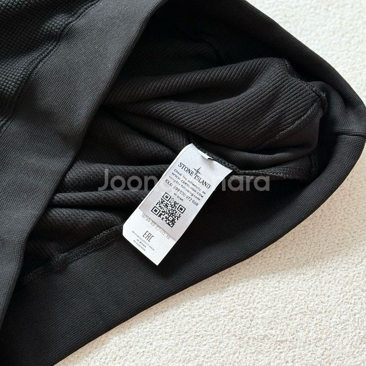 스톤아일랜드 맨투맨 새상품--4