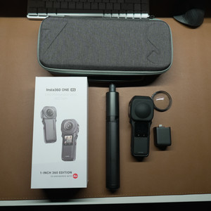 Insta360 ONE RS 1인치 360 에디션