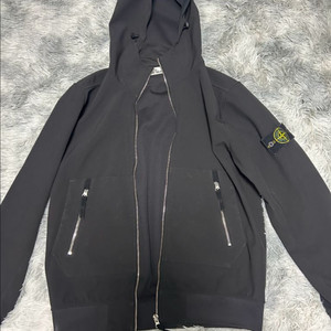 21ss 스톤아일랜드 소프트쉘 M 블랙