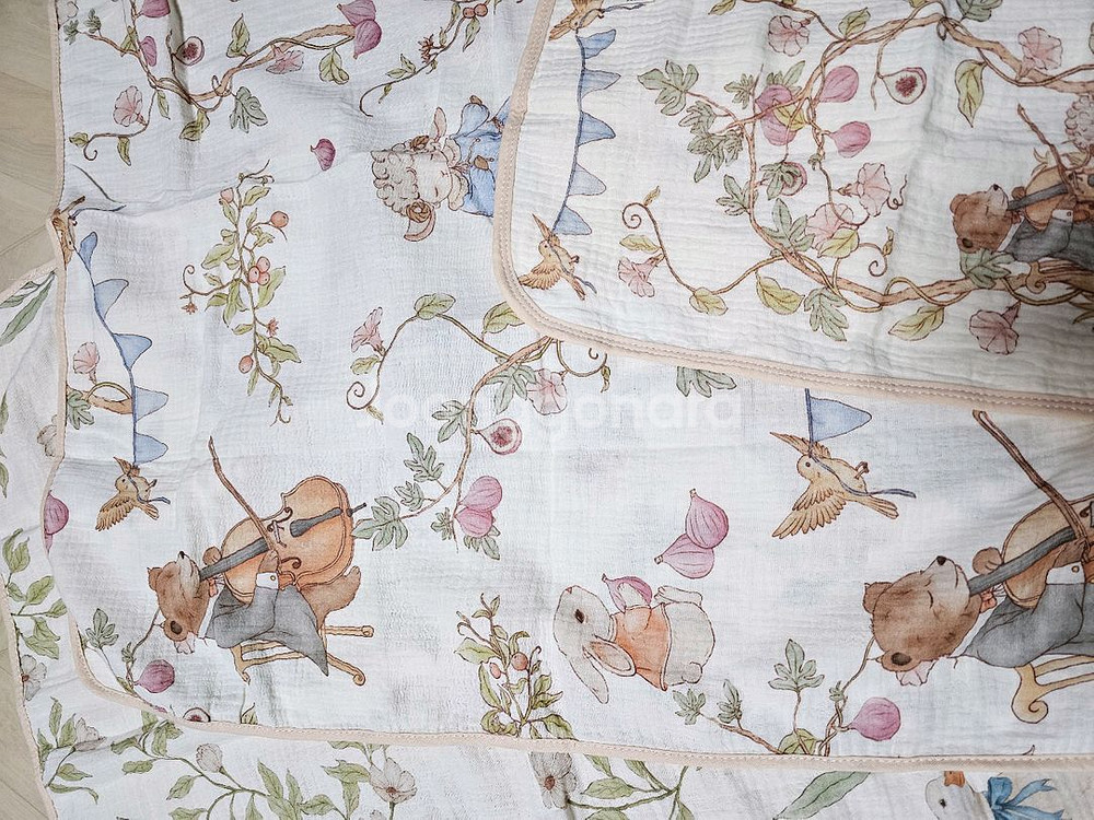 새상품)아기 이동식 기저귀 매트 유모차가방 거즈수건 이불--8