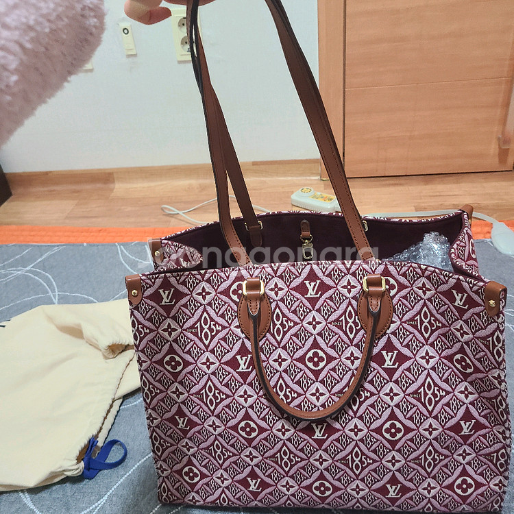 루이비통 온더고 gm--3