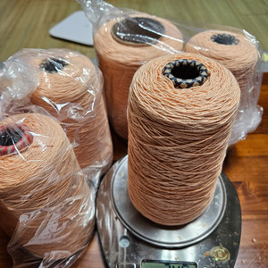 뜨개실 판매 합니다