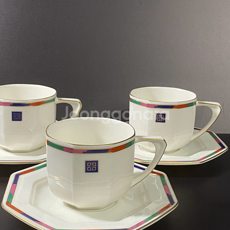 지방시 찻잔 세트--2