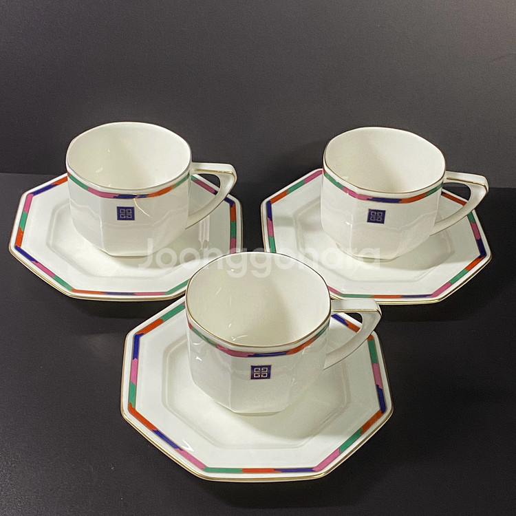 지방시 찻잔 세트--3