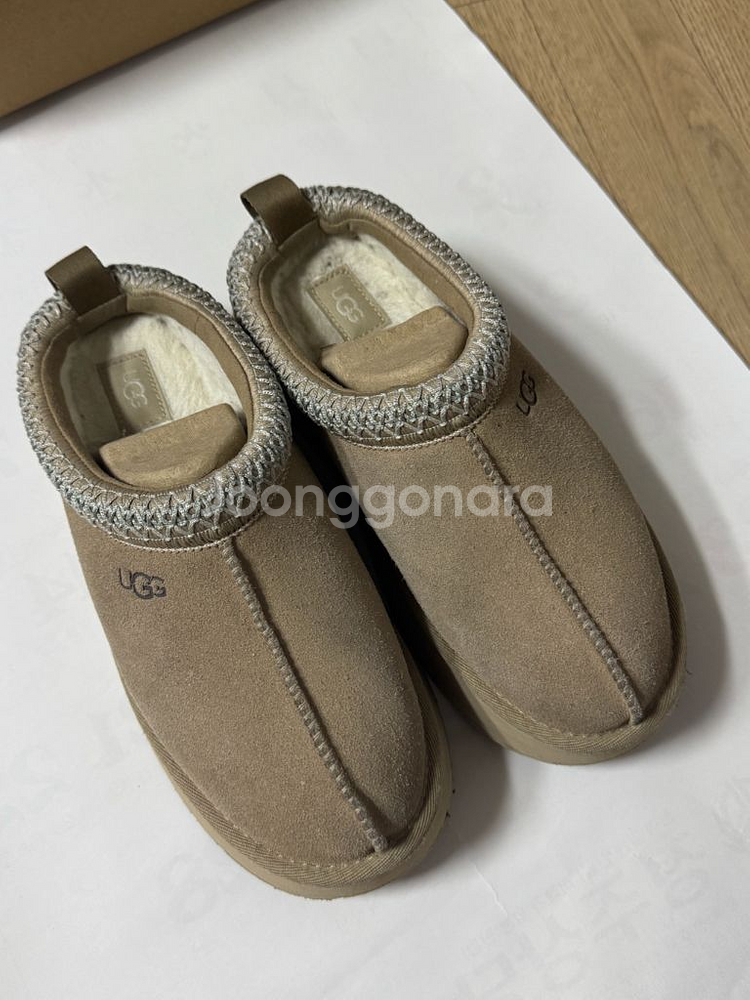 UGG 어그 타즈 240--1