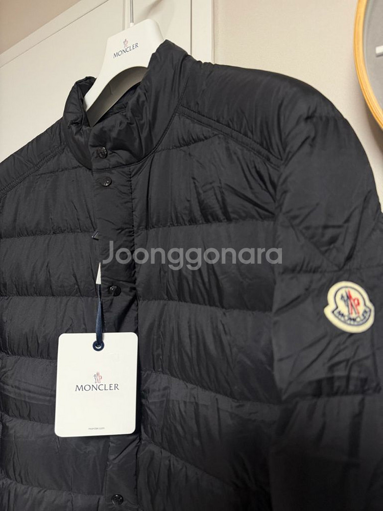 [5] 몽클레어 25SS 블랙 셀브스 패딩--1