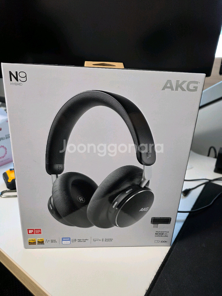 AKG N9 헤드셋 팝니다. 초SS급 (실사1시간미만)--0