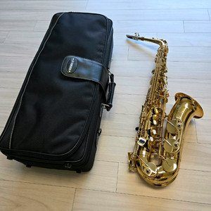 예쁘고영롱깨끗 고급울림음색 조율길들인 연주편한 야마하62알토색소폰