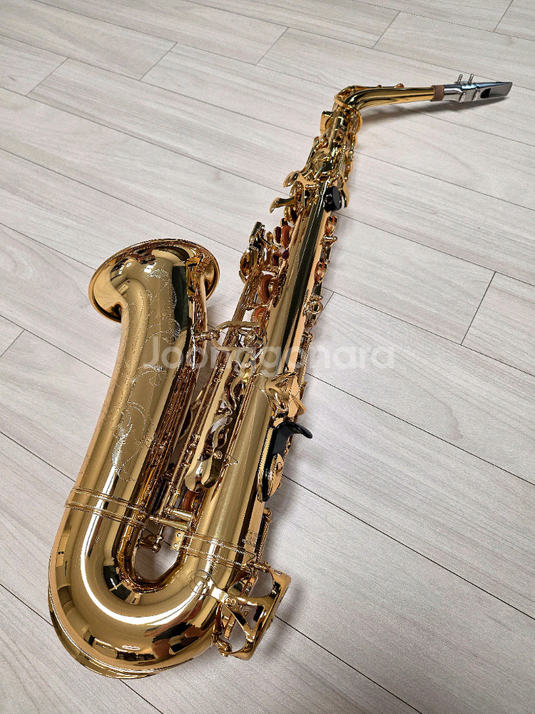 예쁘고영롱깨끗 고급울림음색 조율길들인 연주편한 야마하62알토색소폰--4