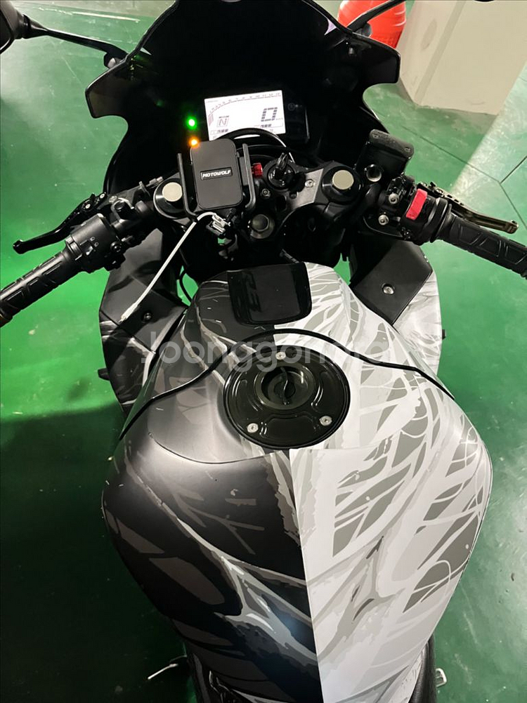 야마하R3 오토바이--8