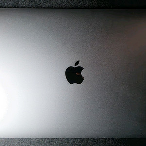 맥북에어 M1 8G 256GB+매직마우스 키보드 일괄