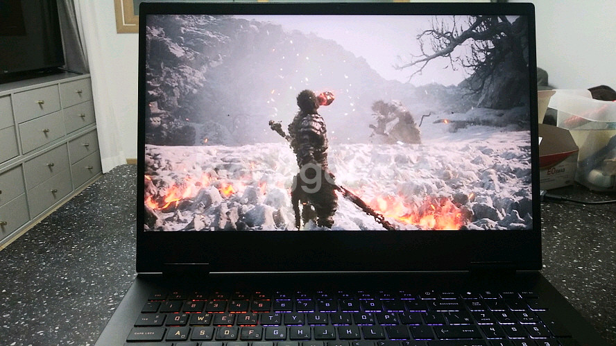 HP 최신 오멘 고성능 게이밍 노트북/램32G,4070--1