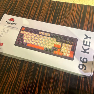 96키 게이밍 기계식 키보드