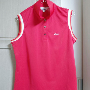 아식스 여성 스포츠 민소매 티셔츠 사이즈는 105