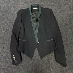 헬무트랭 비대칭 숏 디테일 블레이져 자켓