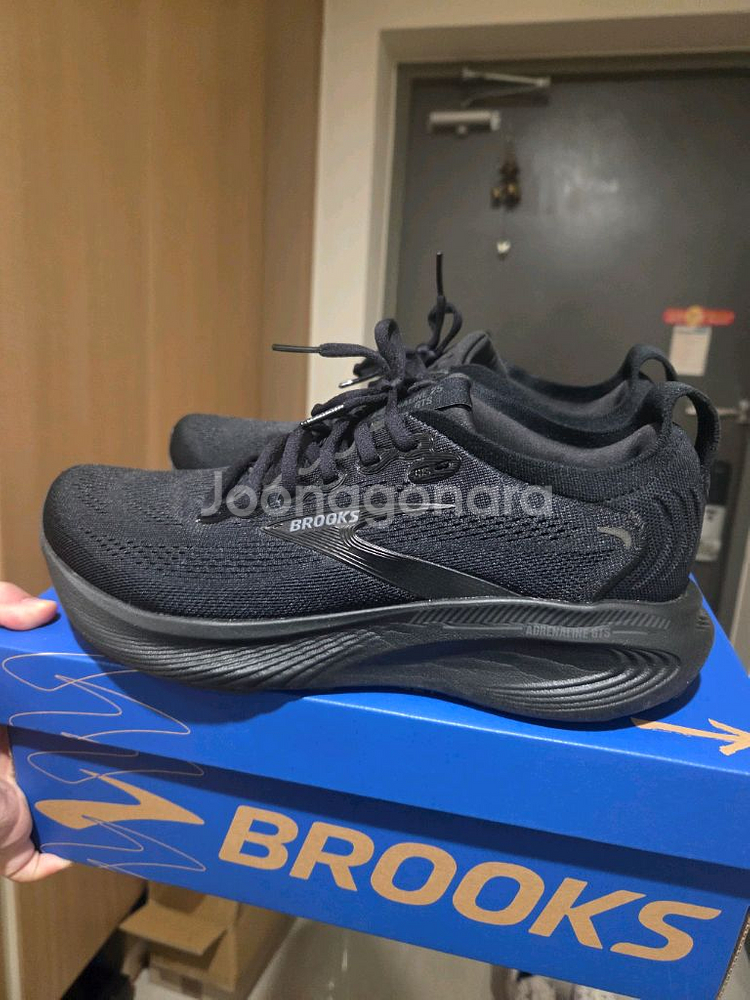 [국내 최초 물량] 브룩스 아드레날린 gts 25 / 255 와이드--1