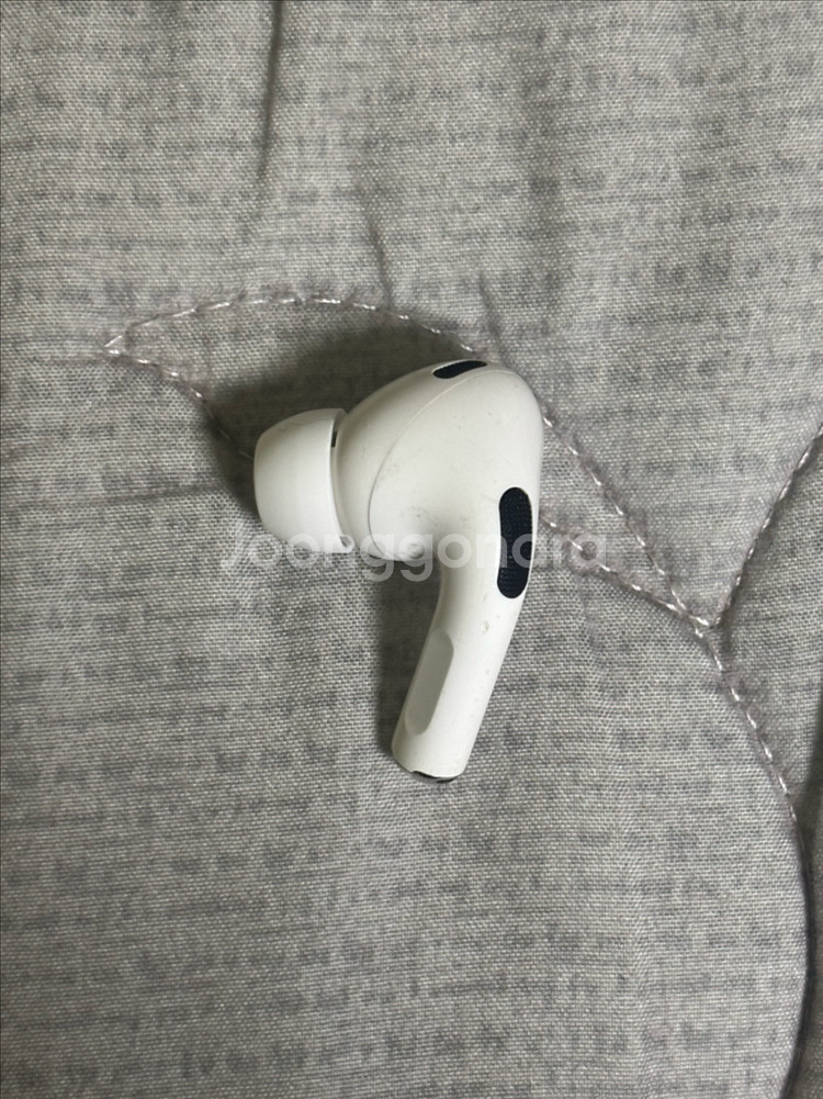 에어팟 프로1세대 팝니다--2