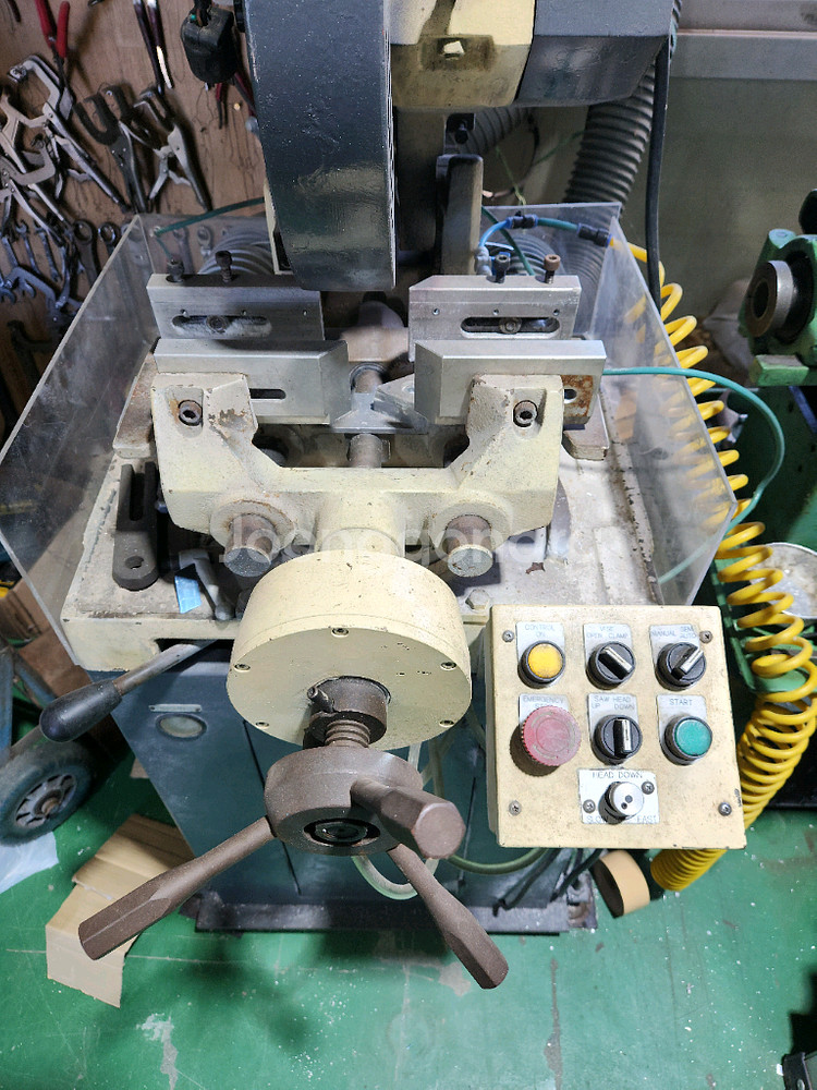 중고반자동 각도조절 원형톱기계--1