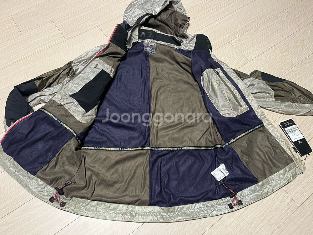 (새것)블랙야크 익스트림 피크 여성 자켓 95 정상가2--2