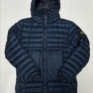 스톤아일랜드 바이오 립스탑 경량 패딩 [M]