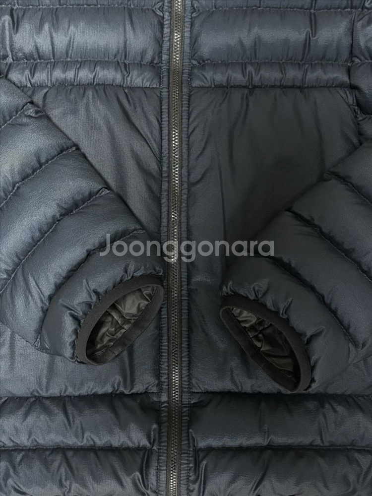 스톤아일랜드 바이오 립스탑 경량 패딩 [M]--4