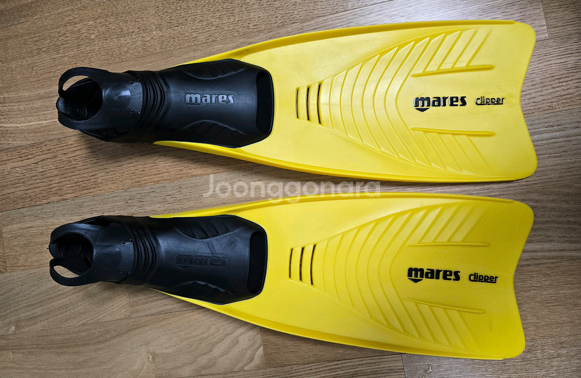 마레스 뉴클리퍼 오리발 A급 35ㅡ36사이즈--0