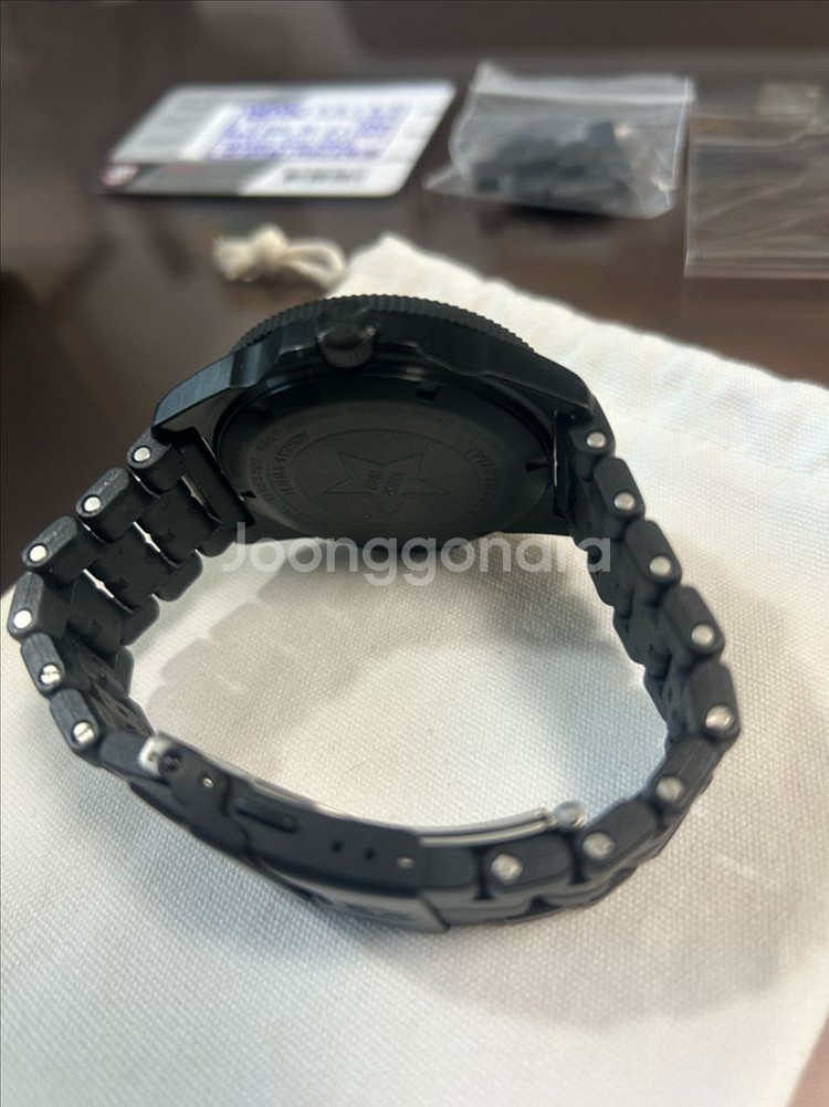 루미녹스 3121.BO 퍼시픽 다이버 시계 올블랙 카본--3