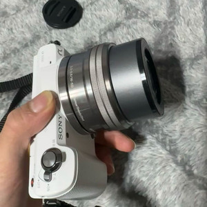 소니 A5000 미러리스 카메라 화이트