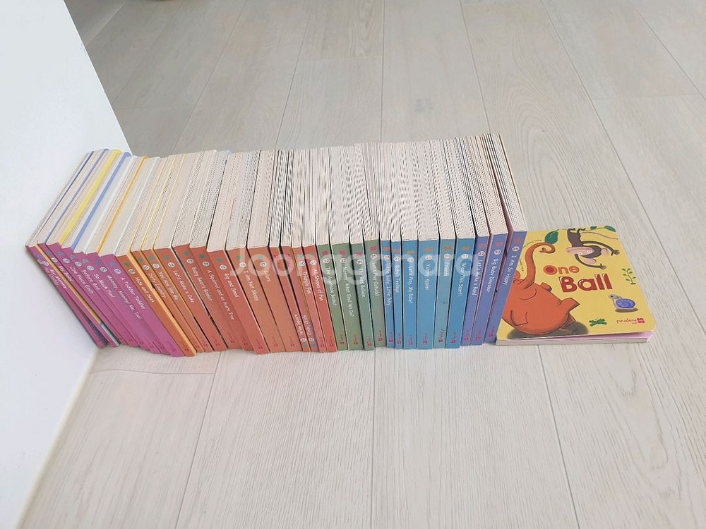 핀덴베베 그림책과 자동차--1