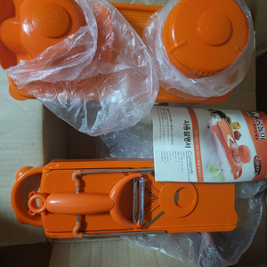 곰돌이 안전통 채칼