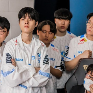 Drx 22년 2xl,xl 월즈 져지 삽니다