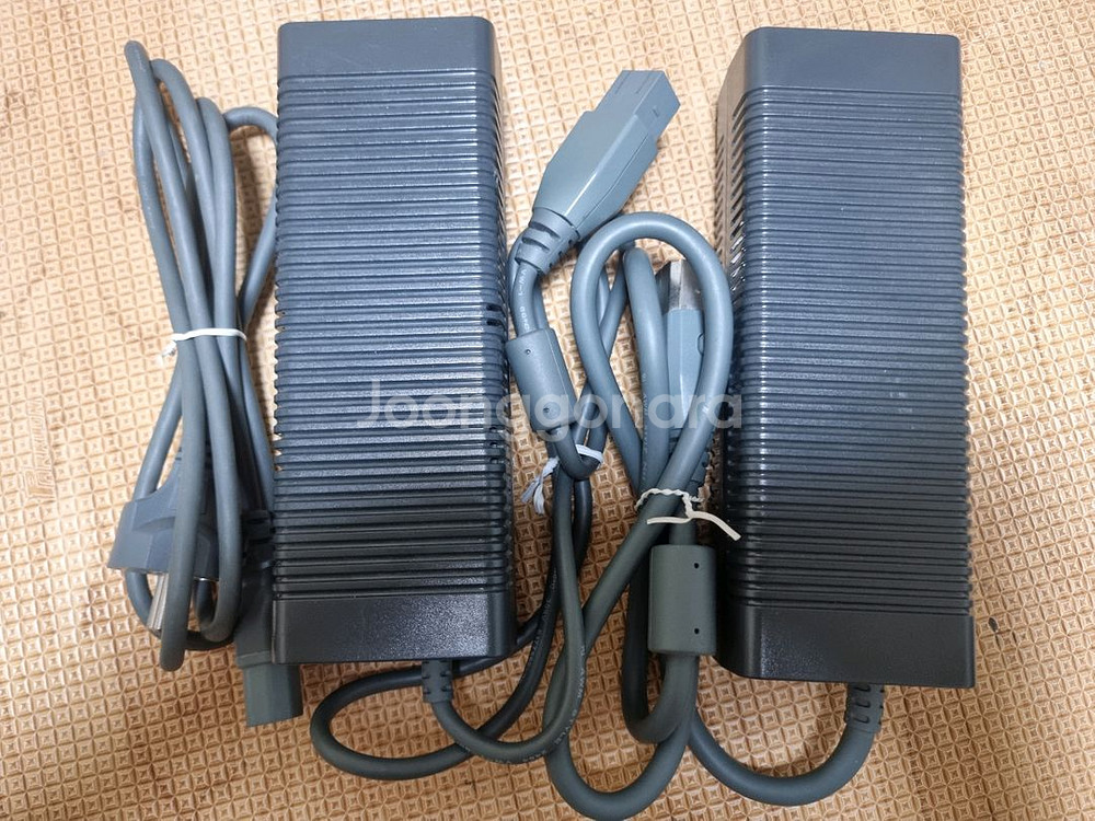 Xbox360 전원 어댑터--1